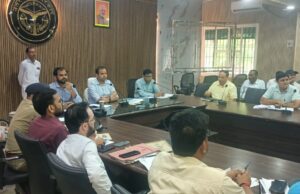 अधिकारीगण संदर्भाे का ससमय एवं गुणवत्तापूर्ण करें निस्तारणःडीएम