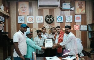 डाक्टर राजीव को मिला चिकित्सा रत्न सम्मान