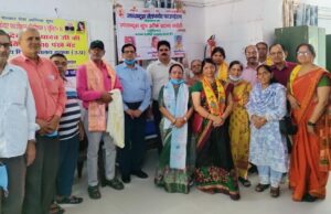 जायन्ट्स सहेली ने क्षय चिकित्सालय में डॉक्टरों को किया सम्मानित