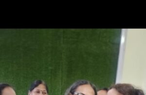 वरिष्ठ नागरिकों ने हिमाचल यात्रा के दौरान मनाया संगीत संध्या एवं जन्मदिन समारोह