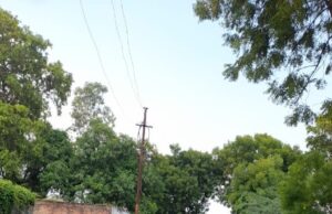 गैरिकपुर घटकौर संपर्क मार्ग लोगों के लिए बन रही परेशानी का सबब