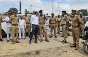 डीएम एवं एसपी ने मोहर्रम के दृष्टिगत कर्बला रंजीतपुर चिलबिला का किया निरीक्षण