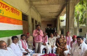 सैफई ब्लॉक में जनसंवाद की हुई शुरुआत, पीडीए पर्चा लेकर गांव-गांव पहुंचे सपाई