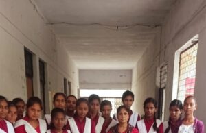 शिक्षण संस्थाओं में आयोजित हुई रंगोली प्रतियोगिता