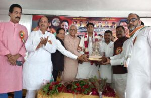 विकास और सेवा तथा राजनीति में मर्यादा के प्रेरक हैं प्रमोद तिवारी:उज्ज्वल रमण