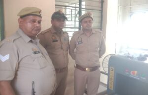 सिविल न्यायालय में अवैध तमंचा सहित युवक गिरफ्तार