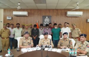 4 अंतर्राज्यीय साइबर ठगो को पुलिस ने किया गिरफ्तार