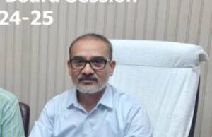 UP Bourd: सभी जिलों में लगने लगी आनलाइन हाजिरी