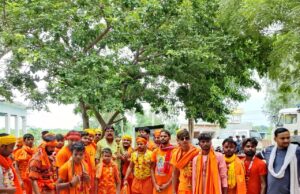 बाघराय रोर से शिव भक्त कांवड़ लेकर हुए रवाना