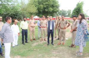 डीएम एवं एसपी ने कोतवाली नगर में जनसुनवाई कर कोतवाली का किया निरीक्षण