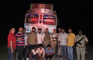 पुलिस मुठभेड़ में घायल सहित चार बदमाशों को द्रक व चोरी का सरिया, समेत गिरफ्तार