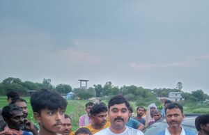 लंबी कूद प्रतियोगिता में गोलू सरोज ने मारी बाजी