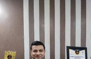 ग्लोबल एचीवर अवॉर्ड से सम्मानित हुए डॉ. वी.के. निरंजन