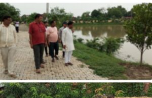 कूड़े के ढेर में तब्दील हो गया इंडिया मार्का हैंडपंप