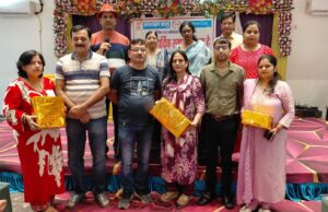 सनशाइन क्लब ने पूल पार्टी का किया आयोजन