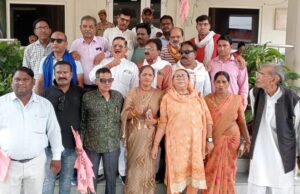 बुंदेलखंड राज्य बनाने के लिए दिया गया ज्ञापन