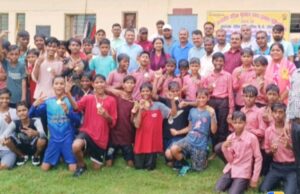 फुटबॉल प्रतियोगिता में शोहरतगढ़ ने बर्डपुर को हराकर जीता खिताब