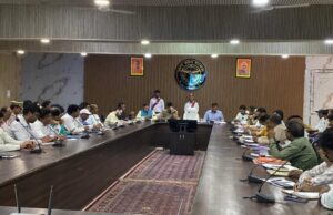 2 से 15 अगस्त तक तीन चरणों में संचालित है हर घर तिरंगा अभियान: डीएम