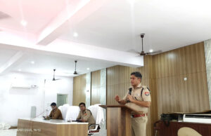 पुलिस अधीक्षक जौनपुर द्वारा प्रशिक्षु आरक्षियों को दिए गए दिशा-निर्देश
