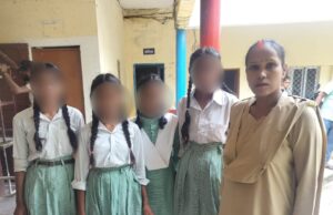 मिशन शक्ति अभियान के तहत महिलाएं एवं छात्राएं हो रहीं जागरूक