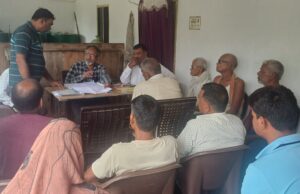 गन्ना किसान अपना मोबाइल नंबर तथा बैंक खाता संख्या अवश्य मिलान कर लें : जिला गन्ना अधिकारी