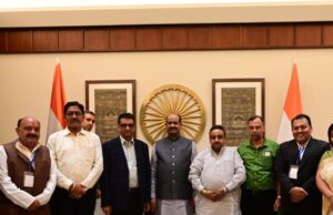 लोकसभा की कार्यवाही में देश के शीर्ष व्यापारी नेता शामिल हुए