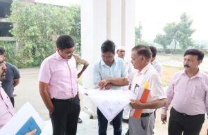 जिलाधिकारी ने किया राजकीय मेडिकल कॉलेज का निरीक्षण