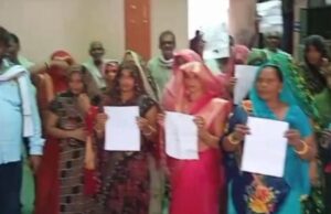 दलित बस्ती पर संकट 62 परिवारों को मिला घर खाली करने का फरमान