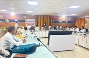 कृषि यंत्रों के वितरण का हुआ ई-लाटरी से चयन, किसानों में कहीं दिखी कहीं खुशी