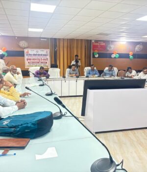 कृषि यंत्रों के वितरण का हुआ ई-लाटरी से चयन, किसानों में कहीं दिखी कहीं खुशी