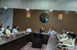 त्रिस्तरीय पंचायत, निर्वाचक नामावलियों के वृहद पुनरीक्षण विषयक बैठक सम्पन्न