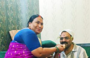 प्रधान संघ अध्यक्ष नदीमुद्दीन को महिला ग्राम प्रधान ने बाँधी राखी, लगाया रोली व तिलक