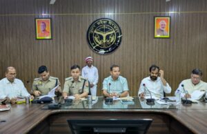 साफ सफाई कि व्यवस्था बेहतर ढंग से कराए: जिलाधिकारी