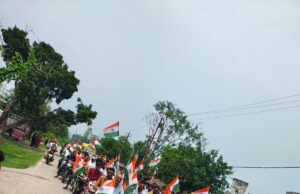 तिरंगा यात्रा निकाल भारतीय सेना के अदम्य साहस-शौर्य को किया नमन