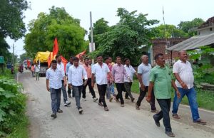 हजारों ग्राम वासियों को लेकर आयोध्या रामलला के दर्शन के लिए रवाना