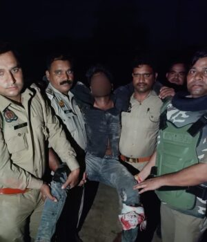 थानाध्यक्ष धाता की बहादुरी से पुलिस मुठभेड़ में इनामी बदमाश गिरफ्तार