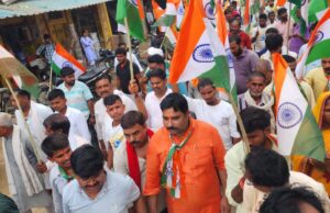 असोथर में चेयरमैन की अगुवाई में निकली तिरंगा यात्रा