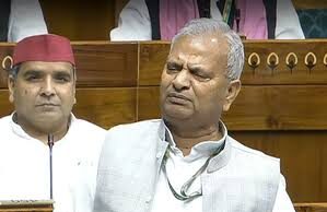 सपा सांसद नरेश उत्तम ने भाजपा पर लगाया सांप्रदायिक सौहार्द को बिगाड़ने का आरोप