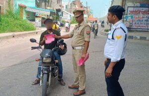 यातायात प्रभारी लाल जी सविता ने चलाया सघन चेकिंग अभियान