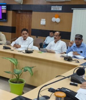 जिला स्तरीय सड़क सुरक्षा समिति की बैठक हुई संपन्न