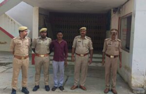 सिरसा कलार व आटा थाना पुलिस ने एक-एक जिला बदर को गिरफ्तार कर भेजा गया जेल