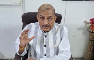 खाद की कालाबाजारी रोकने में अक्षम साबित हो रही है सरकार-प्रमोद तिवारी