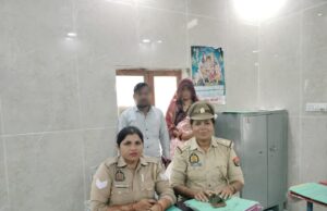 एसडीएम-सीओ की टीम ने पकड़े ओवरलोड दो ट्रक बिना प्रपत्रों के ले जा रहे थे अवैध बालू