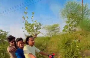 दो पहिया वाहन पर स्टंट करने वालों की अब खैर नहीं किये गये चालान