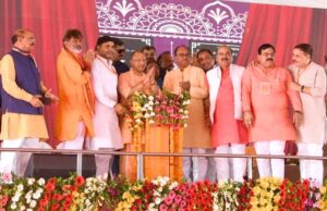 सपा कांग्रेस गठबंधन में सिर्फ भ्रष्टाचार व गुण्डागर्दी को मिलता है बढ़ावा:सीएम योगी