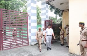 जिला निर्वाचन अधिकारी ने सील्ड गोदाम का किया निरीक्षण