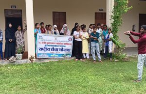 मेजर ध्यानचंद के जन्मदिन पर स्वयंसेवकों ने उन्हें याद कर दी श्रद्धांजलि