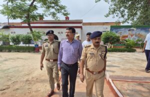 डीएम-एसपी द्वारा संयुक्त रूप से जिला कारागार उरई का औचक निरीक्षण