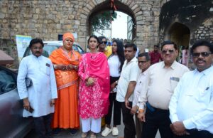 किन्नर समाज ने उठाई बुन्देलखण्ड राज्य निर्माण की मांग