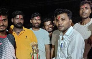 मटकी फोड़ एवं कबड्डी प्रतियोगिता में विजेता हुए खिलाड़ियों को किया गया पुरुस्कृत